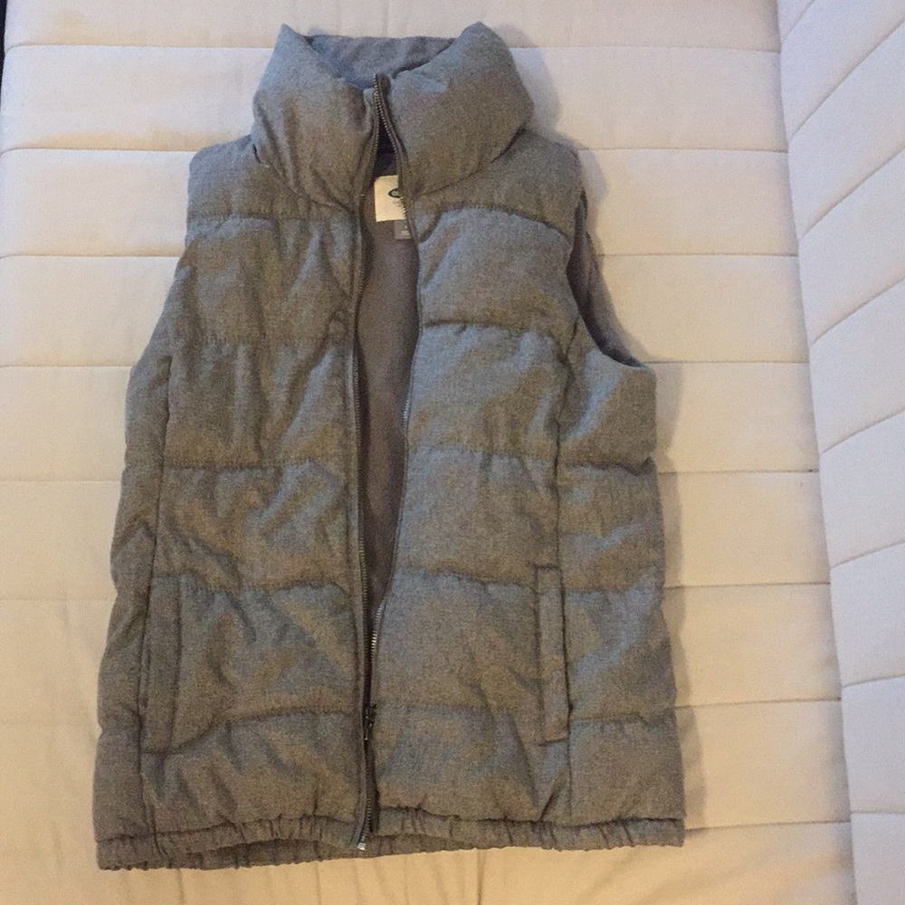 Quilted puffy vest with fleece lining